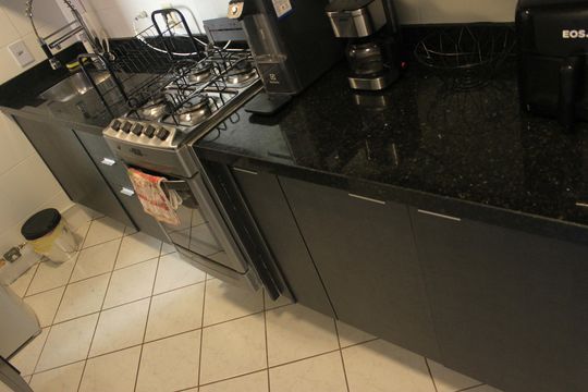 Cozinha  de apartamento à venda com 1 quarto, 64m² em Macedo, Guarulhos
