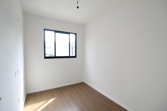 Quarto 1 de apartamento à venda com 2 quartos, 42m² em Barra Olímpica, Rio de Janeiro