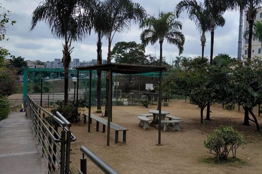 Área externa de apartamento para alugar com 2 quartos, 45m² em Camargos, Belo Horizonte