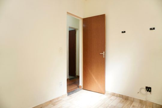 Quarto 1 de apartamento para alugar com 3 quartos, 55m² em Sagrada Família, Belo Horizonte