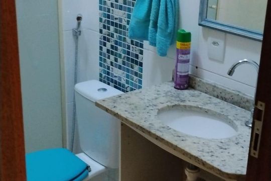 Banheiro de apartamento para alugar com 3 quartos, 57m² em Ponte Alta, Valinhos