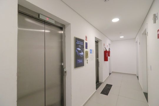 Área comum - Elevadores de apartamento para alugar com 2 quartos, 35m² em Campo Grande, São Paulo