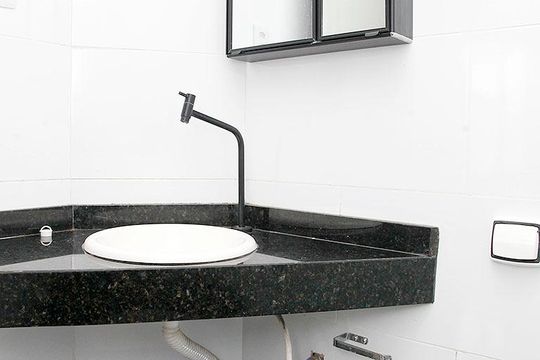 Banheiro de apartamento para alugar com 2 quartos, 70m² em Cidade Baixa, Porto Alegre