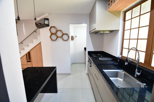 Cozinha de casa de condomínio à venda com 2 quartos, 70m² em Residencial Burato, Campinas