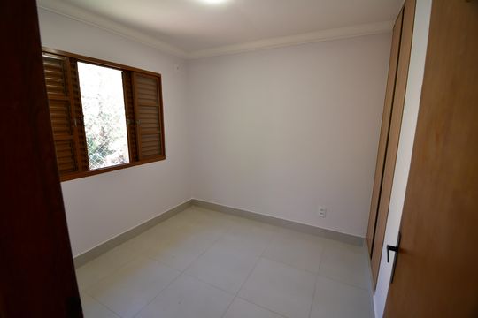Quarto 1 de casa de condomínio à venda com 2 quartos, 70m² em Residencial Burato, Campinas