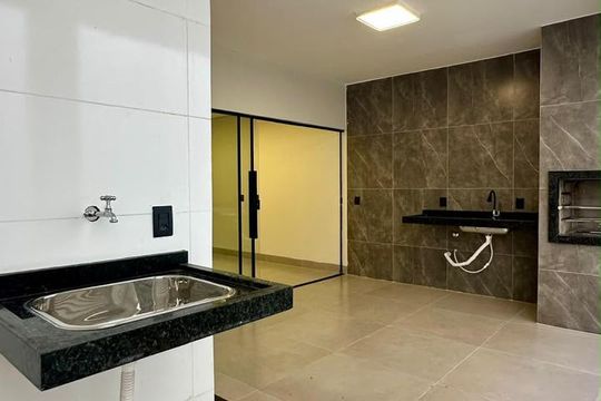 Cozinha de casa à venda com 3 quartos, 110m² em Granja Cruzeiro do Sul, Goiânia