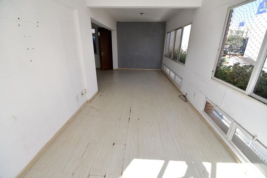 Sala de apartamento para alugar com 2 quartos, 60m² em Centro, Campinas