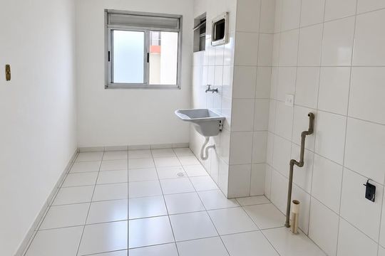 Cozinha/Área de Serviço de apartamento para alugar com 3 quartos, 57m² em Igara, Canoas
