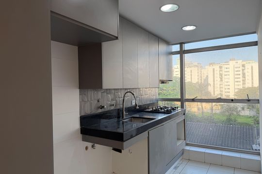 Cozinha  de apartamento para alugar com 1 quarto, 43m² em Aparecida, Santos