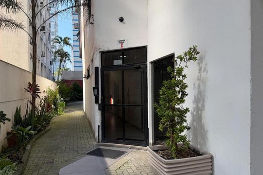 Área comum de apartamento para alugar com 1 quarto, 43m² em Aparecida, Santos