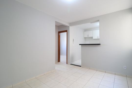 Sala de apartamento para alugar com 2 quartos, 44m² em Shopping Park, Uberlândia