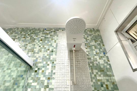 Banheiro de apartamento para alugar com 1 quarto, 45m² em Vila Mariana, São Paulo