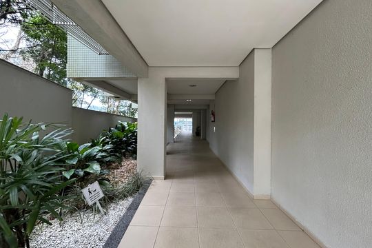 Hall social de apartamento para alugar com 2 quartos, 69m² em Itacorubi, Florianópolis