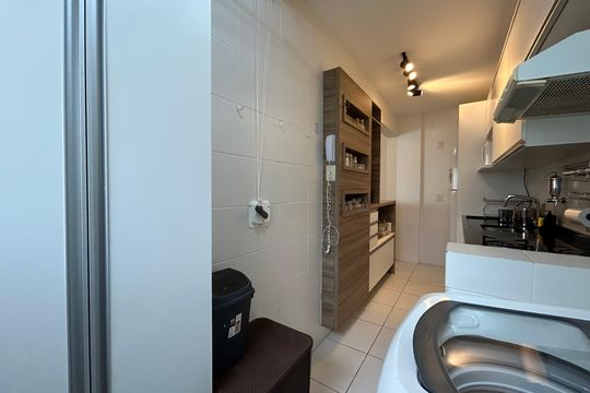 Área de Serviço de apartamento para alugar com 2 quartos, 69m² em Itacorubi, Florianópolis
