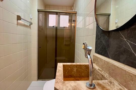 Banheiro de apartamento para alugar com 1 quarto, 40m² em Centro, Campinas
