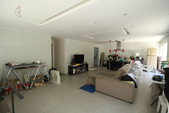 Casa de Condomínio à venda com 4 quartos, 320m² em Taquara, Rio de Janeiro