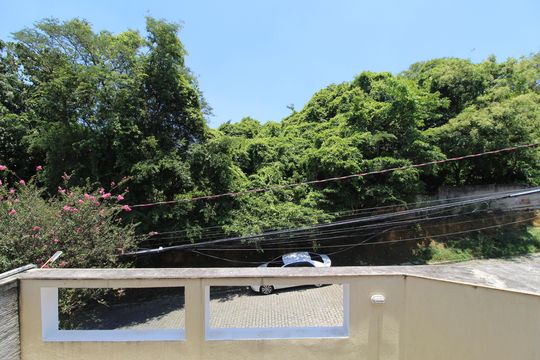 Varanda de casa de condomínio à venda com 4 quartos, 320m² em Taquara, Rio de Janeiro