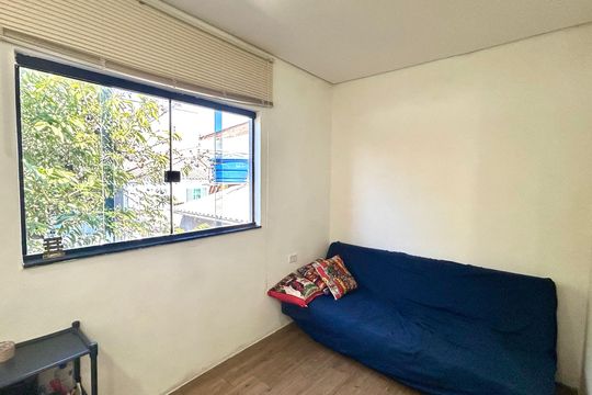 Escritório de casa à venda com 7 quartos, 264m² em Parque Industrial Cumbica, Guarulhos