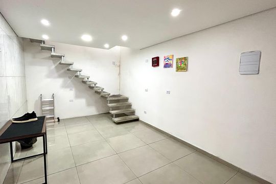Casa à venda com 7 quartos, 264m² em Parque Industrial Cumbica, Guarulhos