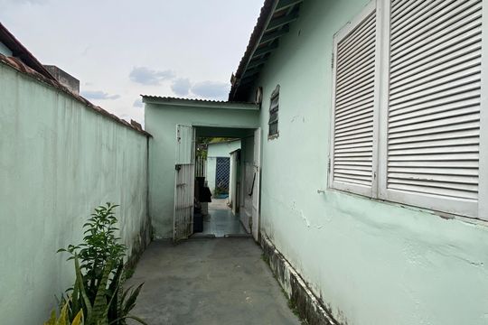Área externa de casa à venda com 1 quarto, 227m² em Jaguaribe, Osasco