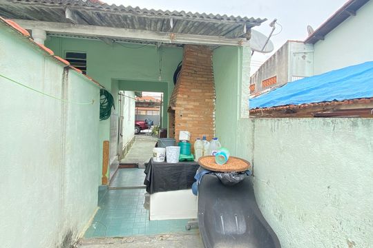 Área externa de casa à venda com 1 quarto, 227m² em Jaguaribe, Osasco