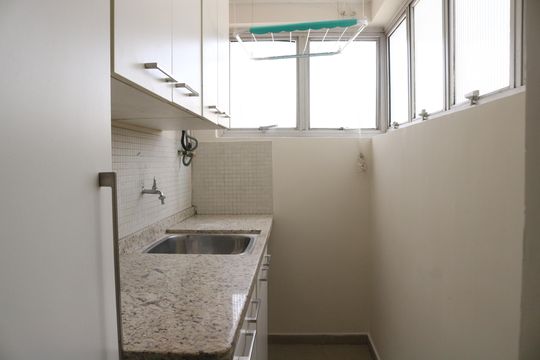 Área de Serviço de apartamento para alugar com 2 quartos, 70m² em Pompeia, São Paulo