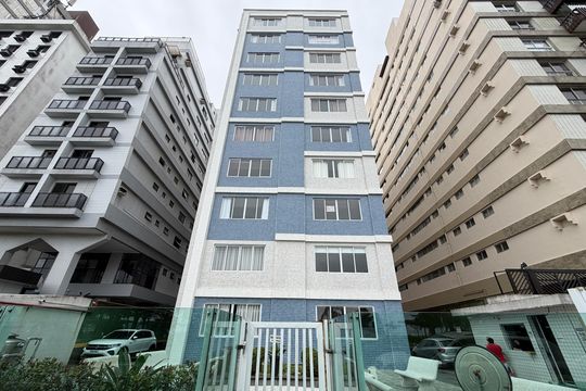 Fachada de apartamento para alugar com 1 quarto, 60m² em José Menino, Santos