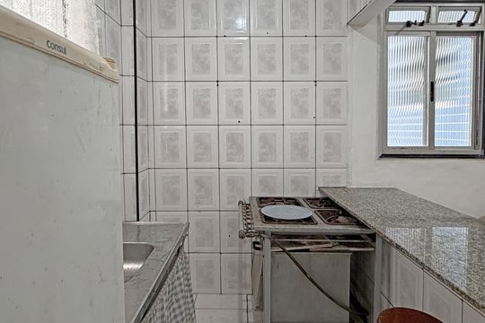 Cozinha e Área de Serviço de apartamento para alugar com 1 quarto, 60m² em José Menino, Santos