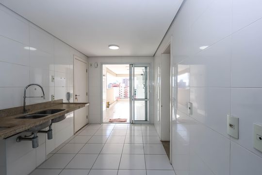 Cozinha de apartamento à venda com 4 quartos, 254m² em Vila Mariana, São Paulo