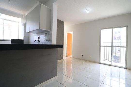 Apartamento para alugar com 3 quartos, 61m² em Mansour, Uberlândia