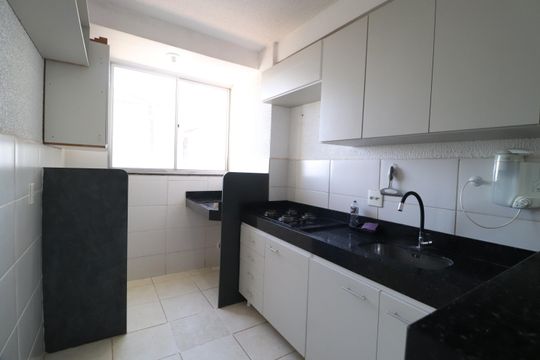 Cozinha de apartamento para alugar com 3 quartos, 61m² em Mansour, Uberlândia