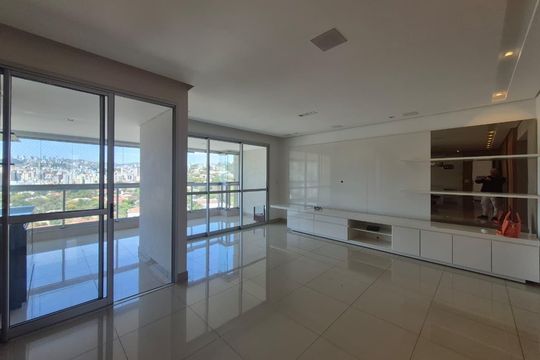 Apartamento à venda com 4 quartos, 168m² em Santo Agostinho, Belo Horizonte