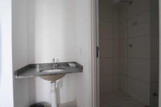 Banheiro de apartamento para alugar com 2 quartos, 35m² em Cidade São Mateus, São Paulo