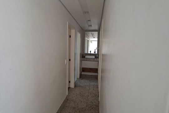 Corredor de apartamento à venda com 3 quartos, 78m² em Paquetá, Belo Horizonte