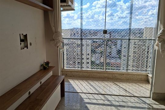 Apartamento à venda com 3 quartos, 78m² em Paquetá, Belo Horizonte
