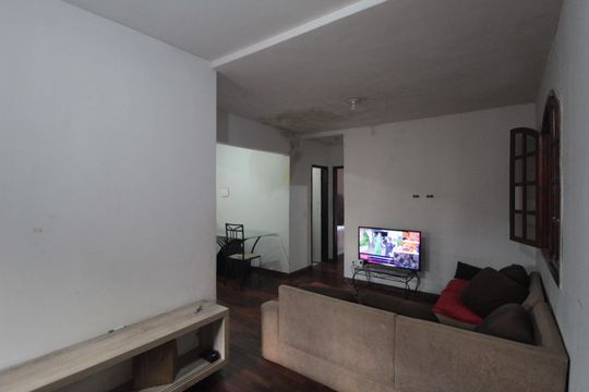 Casa à venda com 4 quartos, 235m² em Justinópolis, Belo Horizonte