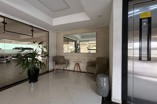 Hall de entrada de apartamento para alugar com 3 quartos, 131m² em João Paulo, Florianópolis
