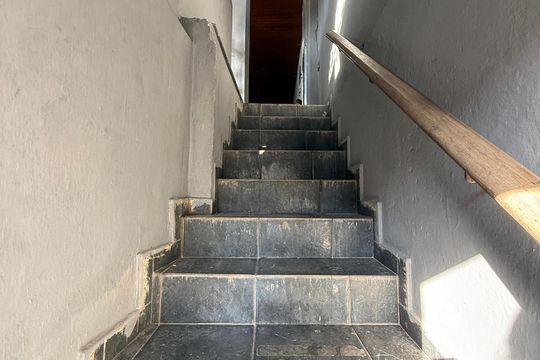 Escada de casa à venda com 3 quartos, 120m² em Jardim dos Afonsos, Guarulhos