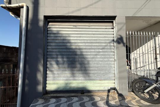 Salão Comercial de casa à venda com 3 quartos, 120m² em Jardim dos Afonsos, Guarulhos