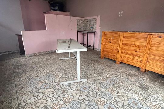 Área externa de casa para alugar com 2 quartos, 70m² em Vila Carmosina, São Paulo