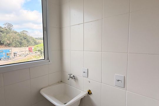 Área de Serviço de apartamento para alugar com 2 quartos, 52m² em Vila Tupi, Várzea Paulista