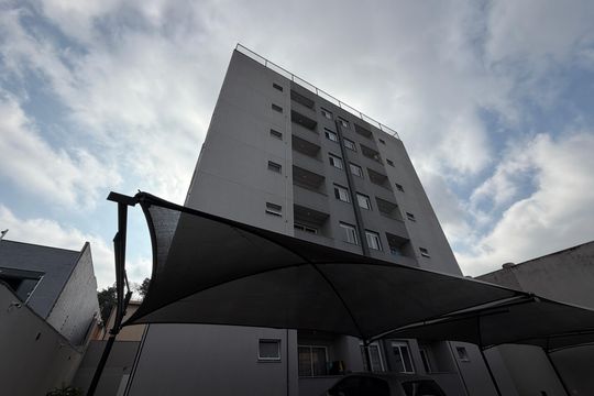 Fachada de apartamento para alugar com 2 quartos, 52m² em Vila Tupi, Várzea Paulista