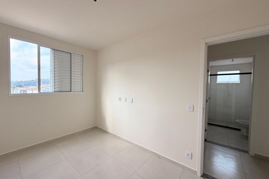 Quarto 1 de apartamento para alugar com 2 quartos, 52m² em Vila Tupi, Várzea Paulista