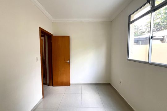 Quarto 1 de apartamento para alugar com 2 quartos, 50m² em Arvoredo, Contagem
