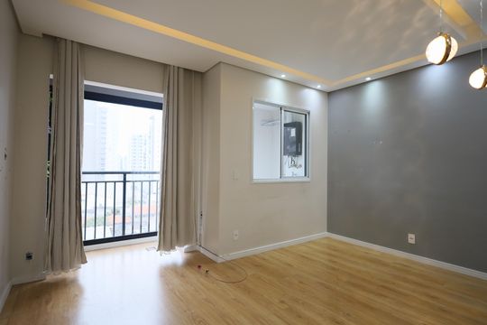 Sala de apartamento para alugar com 1 quarto, 37m² em Presidente Altino, Osasco