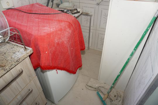 Área de serviço de apartamento para alugar com 2 quartos, 48m² em Jardim Vitória, Embu das Artes