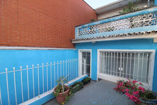 Garagem de casa à venda com 3 quartos, 160m² em Água Fria, São Paulo