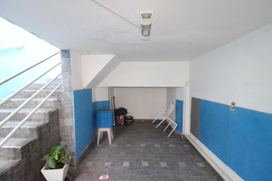 Garagem de casa à venda com 3 quartos, 160m² em Água Fria, São Paulo