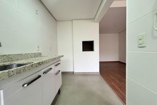 Cozinha de apartamento para alugar com 2 quartos, 64m² em Passo d’Areia, Porto Alegre