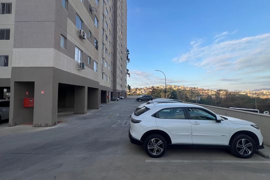 Garagem de apartamento para alugar com 1 quarto, 46m² em Jk, Contagem